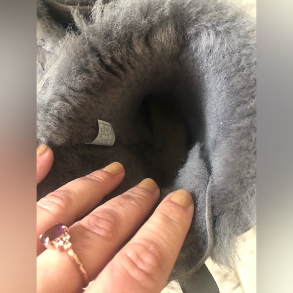 UGG🩶Satin double Bow Bailey Boots - Picture 11 of 12